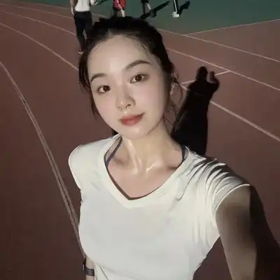 江晨豪